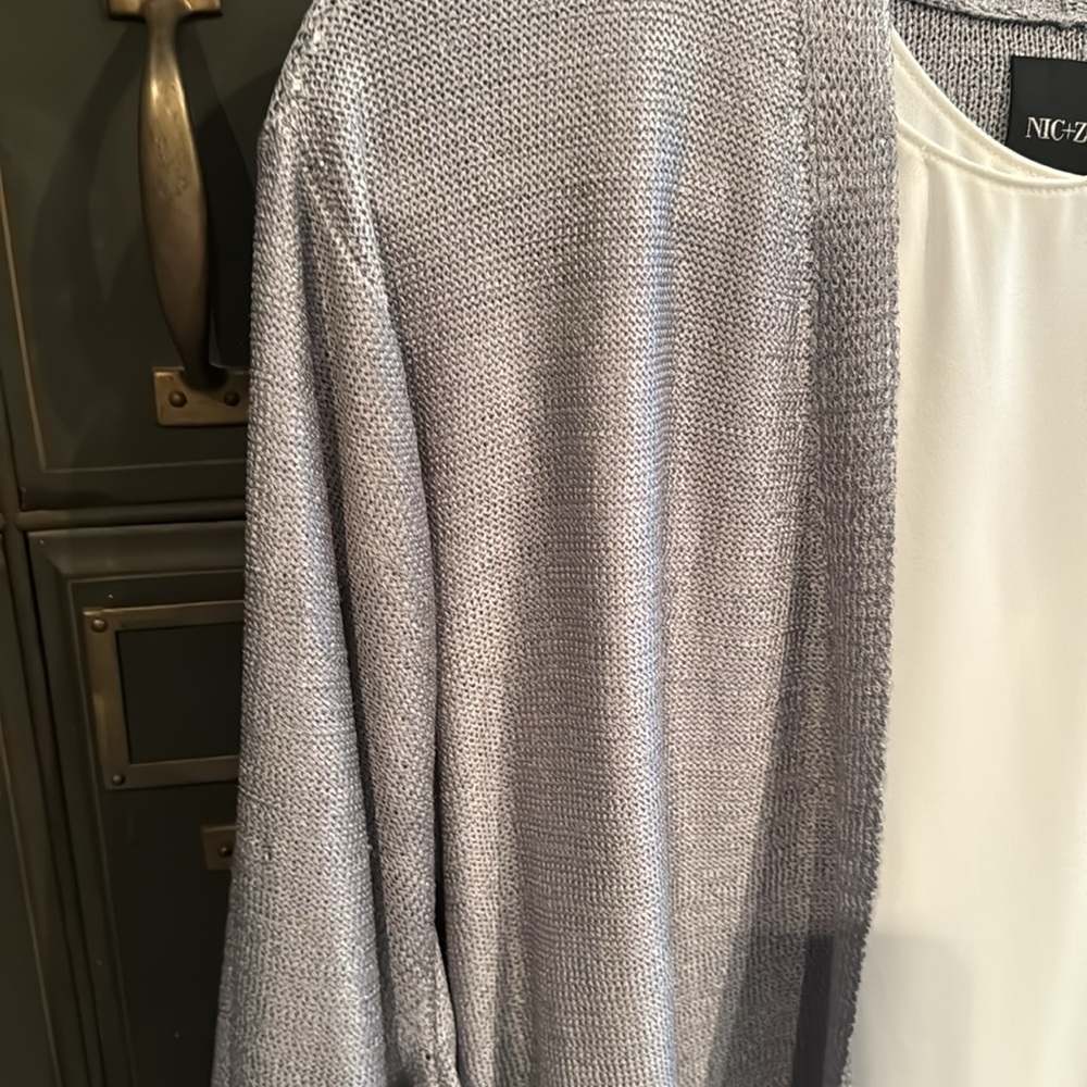 NIC + ZOE Tunic - Picture 2 of 6